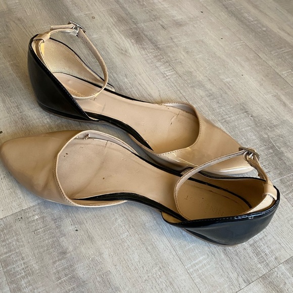 Nice West black and cream strapped flats | Size 10 - Picture 4 of 4